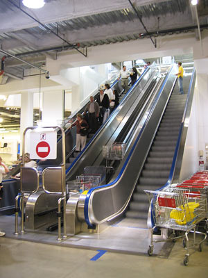 Cart escalator